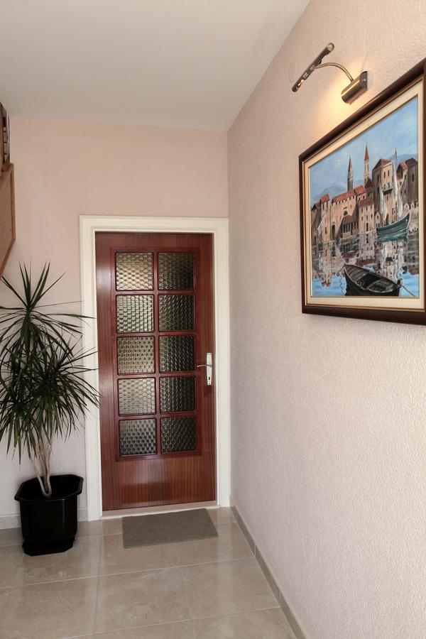 Apartment Carmen Trogir Zewnętrze zdjęcie
