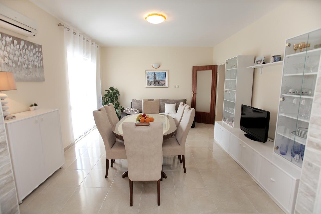 Apartment Carmen Trogir Zewnętrze zdjęcie
